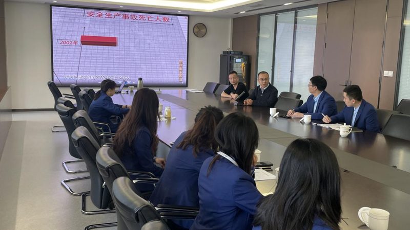 揭秘消防工程师包过班：骗局背后的真相