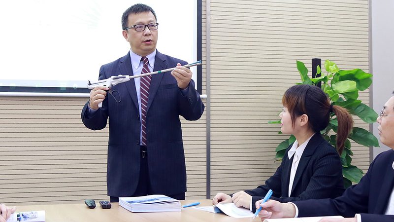 小标题：警惕性价比陷阱